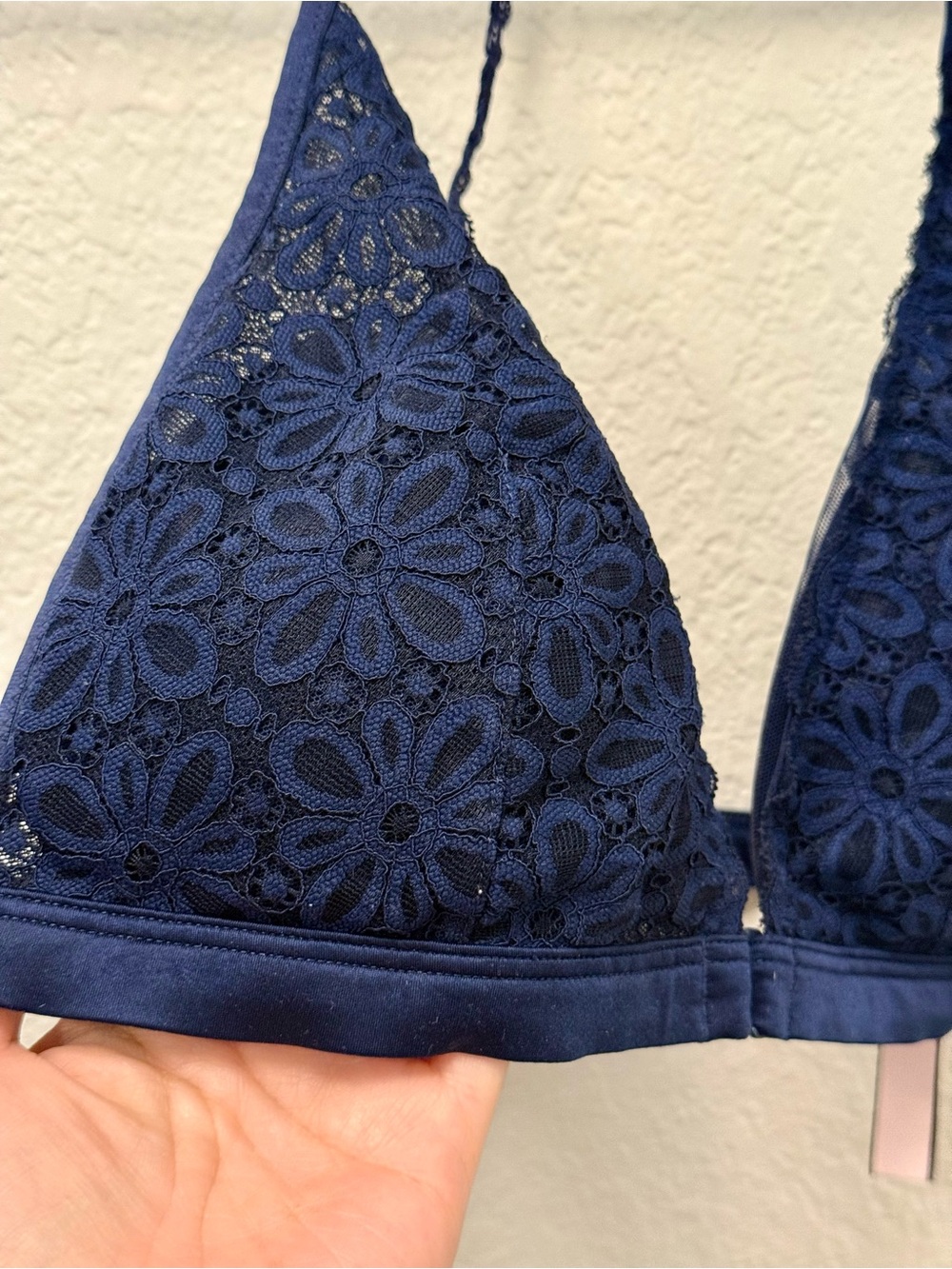 Victoria's Secret Deep Blue Lace Triangle Bralette - Front Clasp (L)